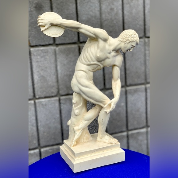 Mid Century Vintage Large Hand Sculpted DISCOBOLUS OF MYRON Statue - Picture 2 of 16